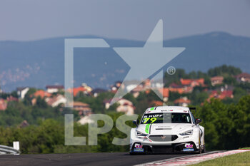 2022-06-11 - 79 HUFF Robert (GBR), Zengo Motorsport, CUPRA Leon Competición, action during the WTCR - Race of Hungary 2022, 3rd round of the 2022 FIA World Touring Car Cup, on the Hungaroring from June 10 to 12 in Budapest, Hungary - AUTO - WTCR - RACE OF HUNGARY 2022 - GRAND TOURISM - MOTORS