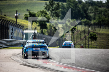 2022-06-11 - 100 MULLER Yvan (FRA), Cyan Racing Lynk & Co, Lynk & Co 03 TCR, action during the WTCR - Race of Hungary 2022, 3rd round of the 2022 FIA World Touring Car Cup, on the Hungaroring from June 10 to 12 in Budapest, Hungary - AUTO - WTCR - RACE OF HUNGARY 2022 - GRAND TOURISM - MOTORS