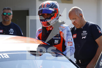 2022-06-11 - AZCONA Mikel (ESP), BRC Hyundai N Squadra Corse, Hyundai Elantra N TCR, portrait during the WTCR - Race of Hungary 2022, 3rd round of the 2022 FIA World Touring Car Cup, on the Hungaroring from June 10 to 12 in Budapest, Hungary - AUTO - WTCR - RACE OF HUNGARY 2022 - GRAND TOURISM - MOTORS