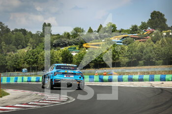 2022-06-10 - 55 QING HUA Ma (CHN), Cyan Racing Lynk & Co, Lynk & Co 03 TCR, action during the WTCR - Race of Hungary 2022, 3rd round of the 2022 FIA World Touring Car Cup, on the Hungaroring from June 10 to 12 in Budapest, Hungary - AUTO - WTCR - RACE OF HUNGARY 2022 - GRAND TOURISM - MOTORS