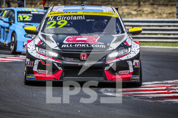 2022-06-10 - 29 GIROLAMI Nestor (ARG), ALL-INKL.COM Münnich Motorsport, Honda Civic Type R TCR, action during the WTCR - Race of Hungary 2022, 3rd round of the 2022 FIA World Touring Car Cup, on the Hungaroring from June 10 to 12 in Budapest, Hungary - AUTO - WTCR - RACE OF HUNGARY 2022 - GRAND TOURISM - MOTORS