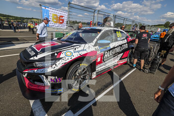 2022-06-12 - GUERRIERI Esteban (ARG), ALL-INKL.COM Münnich Motorsport, Honda Civic Type R TCR, portrait during the WTCR - Race of Hungary 2022, 3rd round of the 2022 FIA World Touring Car Cup, on the Hungaroring from June 10 to 12 in Budapest, Hungary - AUTO - WTCR - RACE OF HUNGARY 2022 - GRAND TOURISM - MOTORS