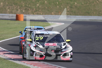 2022-06-12 - 29 GIROLAMI Nestor (ARG), ALL-INKL.COM Münnich Motorsport, Honda Civic Type R TCR, action during the WTCR - Race of Hungary 2022, 3rd round of the 2022 FIA World Touring Car Cup, on the Hungaroring from June 10 to 12 in Budapest, Hungary - AUTO - WTCR - RACE OF HUNGARY 2022 - GRAND TOURISM - MOTORS