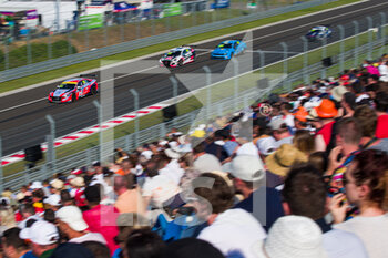 2022-06-12 - 96 AZCONA Mikel (ESP), BRC Hyundai N Squadra Corse, Hyundai Elantra N TCR, action illustration tribune grandstands during the WTCR - Race of Hungary 2022, 3rd round of the 2022 FIA World Touring Car Cup, on the Hungaroring from June 10 to 12 in Budapest, Hungary - AUTO - WTCR - RACE OF HUNGARY 2022 - GRAND TOURISM - MOTORS