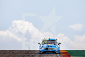 2022-06-25 - 100 MULLER Yvan (FRA), Cyan Racing Lynk & Co, Lynk & Co 03 TCR, action during the WTCR - Race of Spain 2022, 4th round of the 2022 FIA World Touring Car Cup, on the MotorLand Aragon from June 24 to 26 in Alcaniz, Spain - AUTO - WTCR - RACE OF SPAIN 2022 - GRAND TOURISM - MOTORS