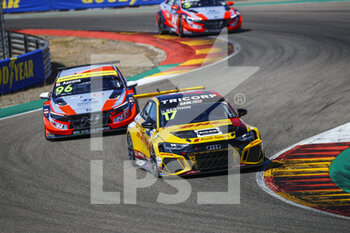 26/06/2022 - 17 BERTHON Nathanael (FRA), Comtoyou DHL Team Audi Sport, Audi RS 3 LMS, action 96 AZCONA Mikel (ESP), BRC Hyundai N Squadra Corse, Hyundai Elantra N TCR, action during the WTCR - Race of Spain 2022, 4th round of the 2022 FIA World Touring Car Cup, on the MotorLand Aragon from June 24 to 26 in Alcaniz, Spain - AUTO - WTCR - RACE OF SPAIN 2022 - TURISMO E GRAN TURISMO - MOTORI