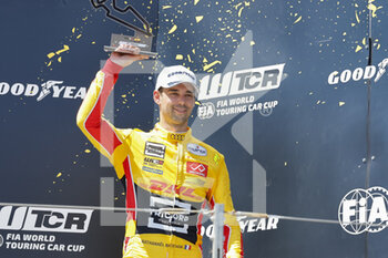 26/06/2022 - BERTHON Nathanael (FRA), Comtoyou DHL Team Audi Sport, Audi RS 3 LMS, portrait,, podium, portrait, during the WTCR - Race of Spain 2022, 4th round of the 2022 FIA World Touring Car Cup, on the MotorLand Aragon from June 24 to 26 in Alcaniz, Spain - AUTO - WTCR - RACE OF SPAIN 2022 - TURISMO E GRAN TURISMO - MOTORI