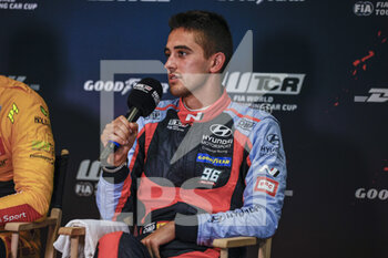 26/06/2022 - AZCONA Mikel (ESP), BRC Hyundai N Squadra Corse, Hyundai Elantra N TCR, portrait during the WTCR - Race of Spain 2022, 4th round of the 2022 FIA World Touring Car Cup, on the MotorLand Aragon from June 24 to 26 in Alcaniz, Spain - AUTO - WTCR - RACE OF SPAIN 2022 - TURISMO E GRAN TURISMO - MOTORI