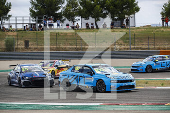 26/06/2022 - 100 MULLER Yvan (FRA), Cyan Racing Lynk & Co, Lynk & Co 03 TCR, action 25 BENNANI Mehdi (MAR), Team Comtoyou Audi Sport, Audi RS 3 LMS, action during the WTCR - Race of Spain 2022, 4th round of the 2022 FIA World Touring Car Cup, on the MotorLand Aragon from June 24 to 26 in Alcaniz, Spain - AUTO - WTCR - RACE OF SPAIN 2022 - TURISMO E GRAN TURISMO - MOTORI