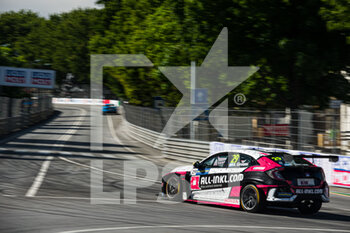 2022-07-02 - 29 GIROLAMI Nestor (ARG), ALL-INKL.COM Münnich Motorsport, Honda Civic Type R TCR, action during the WTCR - Race of Portugal 2022, 5th round of the 2022 FIA World Touring Car Cup, on the Circuit Internacional de Vila Real from July 1 to 3 in Vila Real, Portugal - AUTO - WTCR - RACE OF PORTUGAL 2022 - GRAND TOURISM - MOTORS