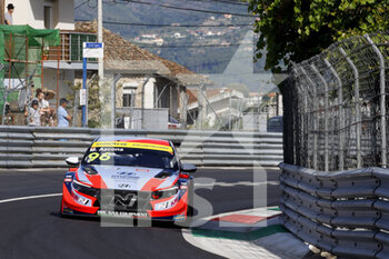 2022-07-02 - 96 AZCONA Mikel (ESP), BRC Hyundai N Squadra Corse, Hyundai Elantra N TCR, action during the WTCR - Race of Portugal 2022, 5th round of the 2022 FIA World Touring Car Cup, on the Circuit Internacional de Vila Real from July 1 to 3 in Vila Real, Portugal - AUTO - WTCR - RACE OF PORTUGAL 2022 - GRAND TOURISM - MOTORS