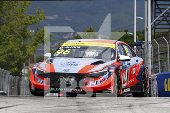 2022-07-02 - 96 AZCONA Mikel (ESP), BRC Hyundai N Squadra Corse, Hyundai Elantra N TCR, action during the WTCR - Race of Portugal 2022, 5th round of the 2022 FIA World Touring Car Cup, on the Circuit Internacional de Vila Real from July 1 to 3 in Vila Real, Portugal - AUTO - WTCR - RACE OF PORTUGAL 2022 - GRAND TOURISM - MOTORS