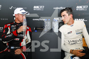 2022-07-03 - GIROLAMI Nestor (ARG), ALL-INKL.COM Münnich Motorsport, Honda Civic Type R TCR, portrait, URRUTIA Santiago (URY), Cyan Performance Lynk & Co, Lynk & Co 03 TCR, portrait during the WTCR - Race of Portugal 2022, 5th round of the 2022 FIA World Touring Car Cup, on the Circuit Internacional de Vila Real from July 1 to 3 in Vila Real, Portugal - AUTO - WTCR - RACE OF PORTUGAL 2022 - GRAND TOURISM - MOTORS