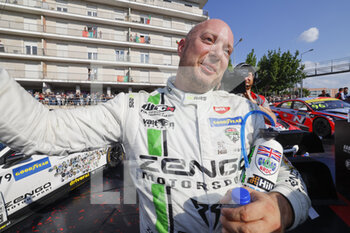 2022-07-03 - HUFF Rob (GBR), Zengo Motorsport, CUPRA Leon Competición, portrait during the WTCR - Race of Portugal 2022, 5th round of the 2022 FIA World Touring Car Cup, on the Circuit Internacional de Vila Real from July 1 to 3 in Vila Real, Portugal - AUTO - WTCR - RACE OF PORTUGAL 2022 - GRAND TOURISM - MOTORS