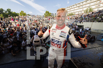 2022-07-03 - MONTEIRO Tiago (PRT,) Équipe LIQUI MOLY Engstler, Honda Civic Type R TCR, portrait, podium, portrait, during the WTCR - Race of Portugal 2022, 5th round of the 2022 FIA World Touring Car Cup, on the Circuit Internacional de Vila Real from July 1 to 3 in Vila Real, Portugal - AUTO - WTCR - RACE OF PORTUGAL 2022 - GRAND TOURISM - MOTORS