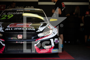 22/07/2022 - GIROLAMI Nestor (ARG), ALL-INKL.COM Münnich Motorsport, Honda Civic Type R TCR, stand pit lane ambiance during the WTCR - Race of Italy 2022, 6th round of the 2022 FIA World Touring Car Cup, on the Autodromo Vallelunga Piero Taruffi from July 22 to 24 in Campagnano di Roma, Italy - AUTO - WTCR - RACE OF ITALY 2022 - TURISMO E GRAN TURISMO - MOTORI