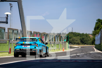 22/07/2022 - 12 URRUTIA Santiago (URY), Cyan Performance Lynk & Co, Lynk & Co 03 TCR, action stand pit lane during the WTCR - Race of Italy 2022, 6th round of the 2022 FIA World Touring Car Cup, on the Autodromo Vallelunga Piero Taruffi from July 22 to 24 in Campagnano di Roma, Italy - AUTO - WTCR - RACE OF ITALY 2022 - TURISMO E GRAN TURISMO - MOTORI