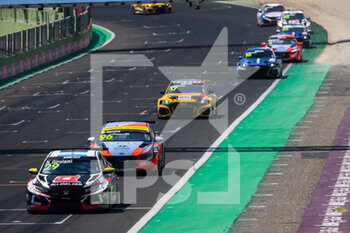22/07/2022 - 29 GIROLAMI Nestor (ARG), ALL-INKL.COM Münnich Motorsport, Honda Civic Type R TCR, action 96 AZCONA Mikel (ESP), BRC Hyundai N Squadra Corse, Hyundai Elantra N TCR, action 17 BERTHON Nathanael (FRA), Comtoyou DHL Team Audi Sport, Audi RS 3 LMS, action 16 MAGNUS Gilles (BEL), Comtoyou Team Audi Sport, Audi RS 3 LMS, action during the WTCR - Race of Italy 2022, 6th round of the 2022 FIA World Touring Car Cup, on the Autodromo Vallelunga Piero Taruffi from July 22 to 24 in Campagnano di Roma, Italy - AUTO - WTCR - RACE OF ITALY 2022 - TURISMO E GRAN TURISMO - MOTORI
