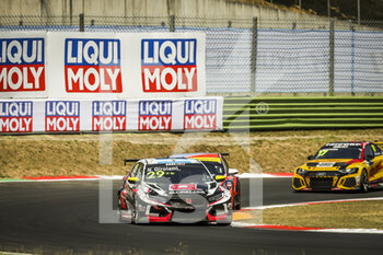 22/07/2022 - 29 GIROLAMI Nestor (ARG), ALL-INKL.COM Münnich Motorsport, Honda Civic Type R TCR, action LIQUI MOLY,during the WTCR - Race of Italy 2022, 6th round of the 2022 FIA World Touring Car Cup, on the Autodromo Vallelunga Piero Taruffi from July 22 to 24 in Campagnano di Roma, Italy - AUTO - WTCR - RACE OF ITALY 2022 - TURISMO E GRAN TURISMO - MOTORI