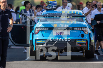 24/07/2022 - URRUTIA Santiago (URY), Cyan Performance Lynk & Co, Lynk & Co 03 TCR, carrosserie body grille de depart starting grid during the WTCR - Race of Italy 2022, 6th round of the 2022 FIA World Touring Car Cup, on the Autodromo Vallelunga Piero Taruffi from July 22 to 24 in Campagnano di Roma, Italy - AUTO - WTCR - RACE OF ITALY 2022 - TURISMO E GRAN TURISMO - MOTORI