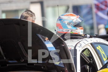 24/07/2022 - GIROLAMI Nestor (ARG), ALL-INKL.COM Münnich Motorsport, Honda Civic Type R TCR, casque helmet grille de depart starting grid during the WTCR - Race of Italy 2022, 6th round of the 2022 FIA World Touring Car Cup, on the Autodromo Vallelunga Piero Taruffi from July 22 to 24 in Campagnano di Roma, Italy - AUTO - WTCR - RACE OF ITALY 2022 - TURISMO E GRAN TURISMO - MOTORI