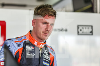 10/11/2022 - CATSBURG Nicky (NLD), BRC Hyundai N Racing Team, Hyundai Elantra N TCR, portrait during the WTCR - Race of Bahrain 2022, 8th round of the 2022 FIA World Touring Car Cup, on the Bahrain International Circuit from November 10 to 12 in Sakhir, Bahrain - AUTO - WTCR - RACE OF BAHRAIN 2022 - TURISMO E GRAN TURISMO - MOTORI