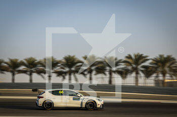 10/11/2022 - 66 BOLDIZS Bence (HUN), ZENGŐ MOTORSPORT, CUPRA León Competición TCR, action during the WTCR - Race of Bahrain 2022, 8th round of the 2022 FIA World Touring Car Cup, on the Bahrain International Circuit from November 10 to 12 in Sakhir, Bahrain - AUTO - WTCR - RACE OF BAHRAIN 2022 - TURISMO E GRAN TURISMO - MOTORI