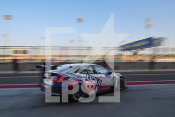 10/11/2022 - 09 TASSI Attila (HUN), LIQUI MOLY Team Engstler, Honda Civic Type R TCR, action during the WTCR - Race of Bahrain 2022, 8th round of the 2022 FIA World Touring Car Cup, on the Bahrain International Circuit from November 10 to 12 in Sakhir, Bahrain - AUTO - WTCR - RACE OF BAHRAIN 2022 - TURISMO E GRAN TURISMO - MOTORI