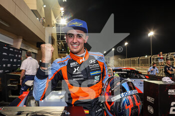 2022-11-11 - AZCONA Mikel (ESP), BRC Hyundai N Squadra Corse, Hyundai Elantra N TCR, portrait during the WTCR - Race of Bahrain 2022, 8th round of the 2022 FIA World Touring Car Cup, on the Bahrain International Circuit from November 10 to 12 in Sakhir, Bahrain - AUTO - WTCR - RACE OF BAHRAIN 2022 - GRAND TOURISM - MOTORS
