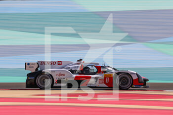12/11/2022 - 08 BUEMI Sébastien (swi), HARTLEY Brendon (nzl), HIRAKAWA Ryo (jpn), Toyota Gazoo Racing, Toyota GR010 - Hybrid, action during the WTCR - Race of Bahrain 2022, 8th round of the 2022 FIA World Touring Car Cup, on the Bahrain International Circuit from November 10 to 12 in Sakhir, Bahrain - AUTO - WTCR - RACE OF BAHRAIN 2022 - TURISMO E GRAN TURISMO - MOTORI
