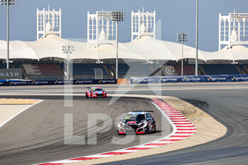 12/11/2022 - 86 GUERRIERI Esteban (ARG), ALL-INKL.COM Münnich Motorsport, Honda Civic Type R TCR, action during the WTCR - Race of Bahrain 2022, 8th round of the 2022 FIA World Touring Car Cup, on the Bahrain International Circuit from November 10 to 12 in Sakhir, Bahrain - AUTO - WTCR - RACE OF BAHRAIN 2022 - TURISMO E GRAN TURISMO - MOTORI