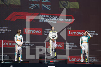 2022-07-23 - 55 CHADWICK Jamie (gbr), Jenner Racing, Tatuus-Toyota FT-60, GARCIA Belen (spa), MARTI Nerea (spa), Quantfury W Series Team, Tatuus-Toyota FT-60, portrait, podium during the 5th round of the 2022 W Series, from July 22 to 24, 2022 on the Circuit Paul Ricard, in Le Castellet, France - AUTO - W SERIES 2022 - FRANCE - W Series - MOTORS