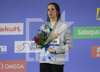2022-06-20 - Regan Smith of USA Gold medal, Women 100 M Backstroke during the 20 Th FINA World Championships Budapest 2022, Swimming event on June 20, 2022 in Budapest, Hungary - SWIMMING - FINA WORLD CHAMPIONSHIPS BUDAPEST 2022 - SWIMMING - SWIMMING