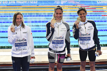2022-08-15 - QUADARELLA Simona (ITA), MIHALYVARI F. Viktoria (HUN) and CARAMIGNOLI Martina Rita (ITA) during the LEN European Swimming Championships finals on 15th August 2022 at the Foro Italico in Rome, Italy. - EUROPEAN ACQUATICS CHAMPIONSHIPS - SWIMMING (DAY5) - SWIMMING - SWIMMING