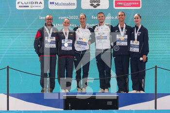 2022-08-15 - Podium Mixed Duet Technical - EUROPEAN ACQUITICS CHAMPIONSHIPS - ARTISTIC SWIMMING (DAY5) - SYNCRO - SWIMMING