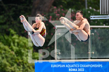 16/08/2022 - Lou Massemberg (GER) Elena Wassen (GER) during European Aquatics Championships Rome 2022 at the Foro Italico on 16 August 2022. - EUROPEAN ACQUATICS CHAMPIONSHIPS - DIVING (DAY2) - TUFFI - NUOTO