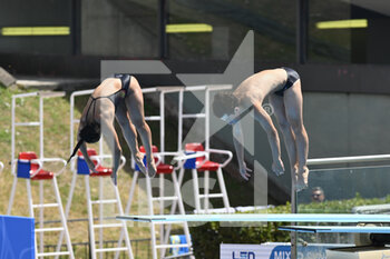 2022-08-17 - LINAN CANELA Max and VELAZQUEZ ROLDAN Rocio (ESP) during the LEN European Diving Championships finals on 17th August 2022 at the Foro Italico in Rome, Italy. - EUROPEAN ACQUATICS CHAMPIONSHIPS - DIVING (DAY3) - DIVING - SWIMMING