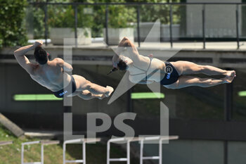 2022-08-17 - MASSENBERG Lou and PUNZEL Tina (GER) during the LEN European Diving Championships finals on 17th August 2022 at the Foro Italico in Rome, Italy. - EUROPEAN ACQUATICS CHAMPIONSHIPS - DIVING (DAY3) - DIVING - SWIMMING