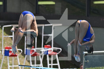 2022-08-17 - NILSSON GARIP Emilia and PETERSEN Elias (SWE) during the LEN European Diving Championships finals on 17th August 2022 at the Foro Italico in Rome, Italy. - EUROPEAN ACQUATICS CHAMPIONSHIPS - DIVING (DAY3) - DIVING - SWIMMING
