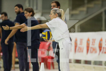 2022-12-09 - referee match - SIS ROMA VS NC VOULIAGMENI - CHAMPIONS LEAGUE WOMEN - WATERPOLO