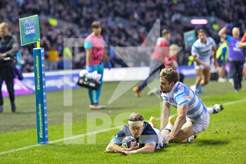 19/11/2022 - Scotland's Darcy Graham scores his second try during the 2022 Autumn Nations Series, rugby union test match between Scotland and Argentina on November 19, 2022 at BT Murrayfield Stadium in Edinburgh, Scotland - RUGBY - TEST MATCH - SCOTLAND V ARGENTINA - AUTUMN NATIONS SERIES - RUGBY