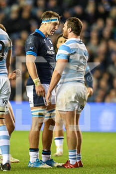19/11/2022 - Scotland's captain Jamie Ritchie squares up to Argentina's Julian Montoya during the 2022 Autumn Nations Series, rugby union test match between Scotland and Argentina on November 19, 2022 at BT Murrayfield Stadium in Edinburgh, Scotland - RUGBY - TEST MATCH - SCOTLAND V ARGENTINA - AUTUMN NATIONS SERIES - RUGBY