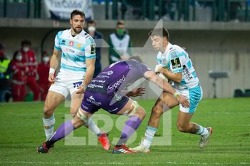 2022-01-15 - Tommaso Benvenuti (Benetton Treviso) and Will Rowlands (Dragons Rugby) - BENETTON RUGBY VS DRAGONS - CHALLENGE CUP - RUGBY