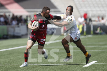 14/05/2022 - Toby ARNOLD of Lyon and Zach KIBIRIGE of Wasps during the EPCR Challenge Cup, Semi Finals rugby union match between LOU Rugby (Lyon) and Wasps on May 14, 2022 at Matmut Stadium Gerland in Lyon, France - LOU RUGBY (LYON) AND WASPS - CHALLENGE CUP - RUGBY