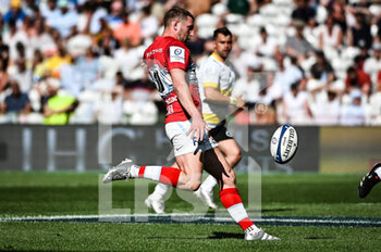 15/05/2022 - Fin RUSSELL of Racing 92 during the European Rugby Champions Cup, Semi-finals rugby union match between Racing 92 and Stade Rochelais (La Rochelle) on May 15, 2022 at Bollaert-Delelis stadium in Lens, France - RACING 92 AND STADE ROCHELAIS (LA ROCHELLE) - HEINEKEN CHAMPIONS CUP - RUGBY