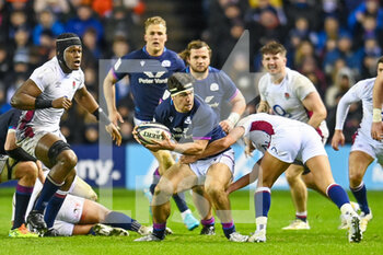 2022-02-05 - Scotland's Stuart McInally looks to offload a pass during the Six Nations 2022 rugby union match between Scotland and England on February 5, 2022 at BT Murrayfield in Edinburgh, Scotland - SIX NATIONS 2022 - SCOTLAND VS ENGLAND - SIX NATIONS - RUGBY
