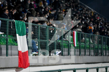 2022-02-11 - The Italy flag hanging from the grandstand - 2022 SIX NATIONS UNDER 20 - ITALY VS ENGLAND - SIX NATIONS - RUGBY