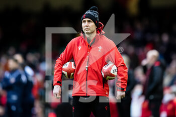 2022-02-12 - Attack Coach Stephen Jones of Wales before the Six Nations 2022, rugby union match between Wales and Scotland on February 12, 2022 at Principality Stadium in Cardiff, Wales - SIX NATIONS 2022 - WALES VS SCOTLAND - SIX NATIONS - RUGBY