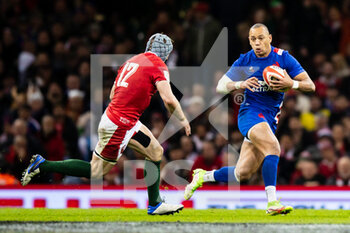 2022-03-11 - Gael Fickou of France and Jonathan Davies of Wales during the Six Nations 2022 rugby union match between Wales and France on March 11, 2022 at Principality Stadium in Cardiff, Wales - SIX NATIONS 2022 - WALES VS FRANCE - SIX NATIONS - RUGBY