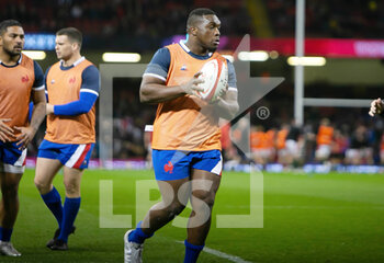 2022-03-11 - Demba Bamba of France warms up during the Six Nations 2022 rugby union match between Wales and France on March 11, 2022 at Principality Stadium in Cardiff, Wales - SIX NATIONS 2022 - WALES VS FRANCE - SIX NATIONS - RUGBY
